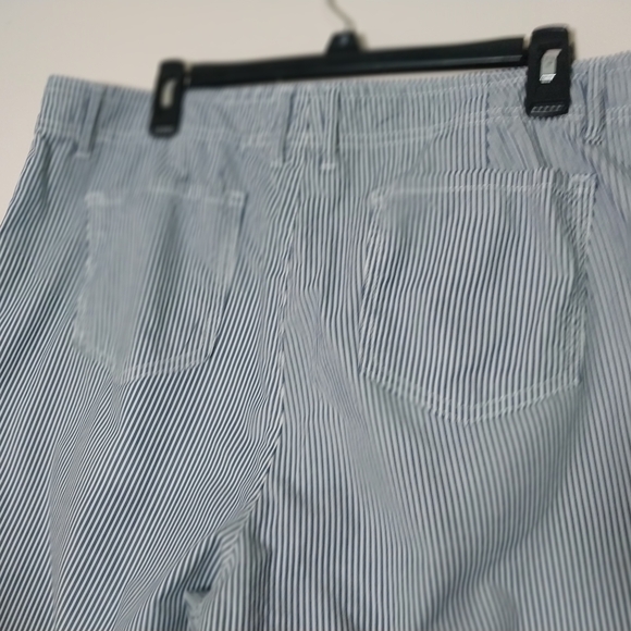 Liz Claiborne Blue and White Striped Trousers - Picture 6 of 10